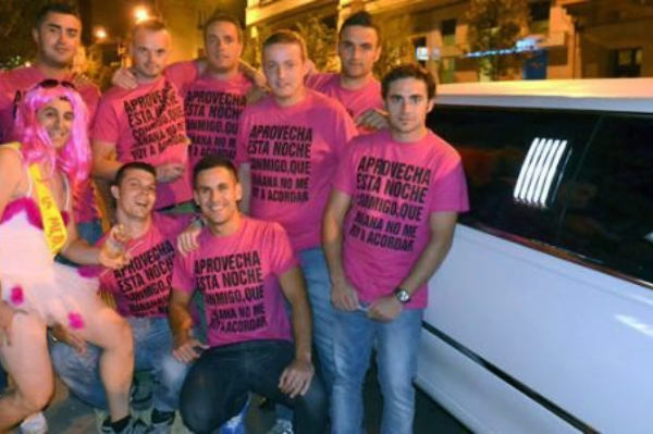 Airport Strip Transfer | BCN StripClub | Packs and offers